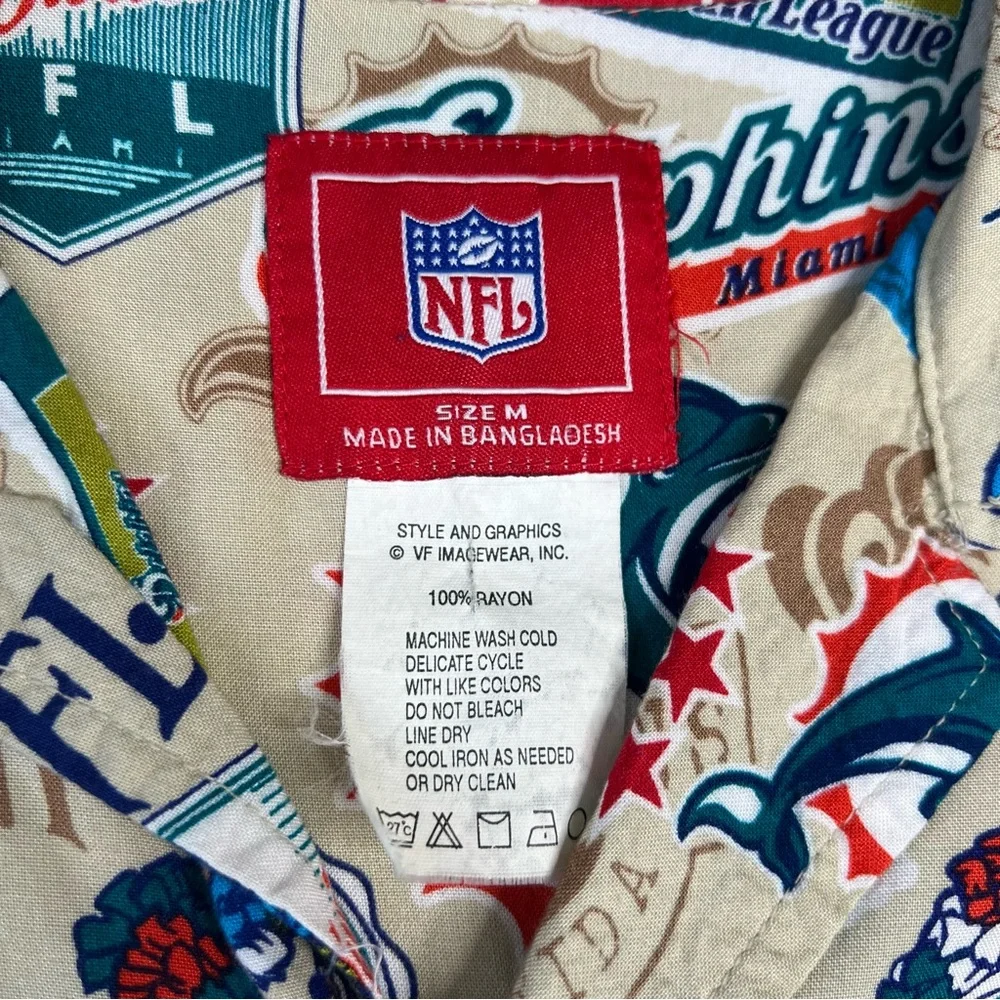 Miami Dolphins NFL Shirt‎ Mens M Beige Hawaiian Print Button Up Football AOP VF
